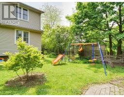 466 VILLAGE GREEN AVENUE - 35