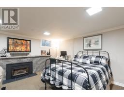 877 RIVERSIDE DRIVE - 25