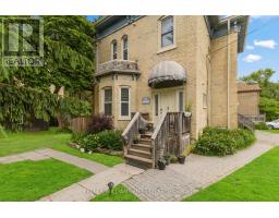 64 DUCHESS AVENUE - 2