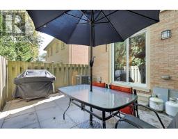 125 - 1247 HURON STREET - 20