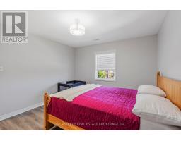 4 - 3320 MEADOWGATE BOULEVARD - 30