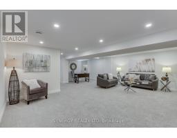 32 CLARK STREET - 29