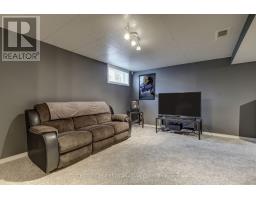 658 NORTH LEAKSDALE CIRCLE - 33