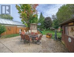 1022 WILLOW DRIVE - 31