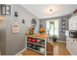 224 OAK AVENUE - 7