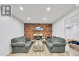 1852 ALDERSBROOK ROAD - 29