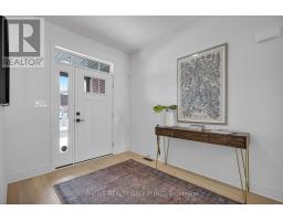 15 - 1080 UPPERPOINT AVENUE - 4