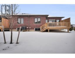 29 - 1080 UPPERPOINT AVENUE - 39