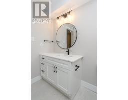 34 - 500 SUNNYSTONE ROAD - 32