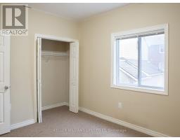 44 ESSEX STREET - 26