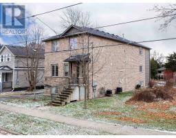 44 ESSEX STREET - 7