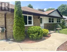 574 OAKRIDGE DRIVE - 3