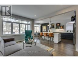 146 VICTORIA STREET - 10