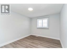 21 - 25 ERICA CRESCENT - 24