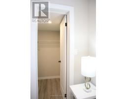 103 FORWARD AVENUE N - 16