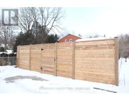 103 FORWARD AVENUE N - 20