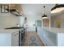 8 BOUW PLACE - 16