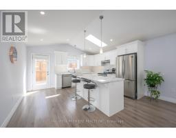 105 GILMOUR DRIVE - 8