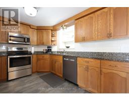 383 AUGUSTA CRESCENT - 17
