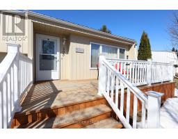 383 AUGUSTA CRESCENT - 5