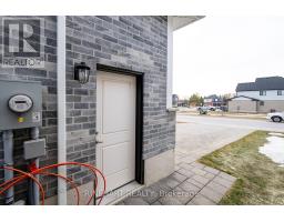 78 BOWMAN DRIVE - 32