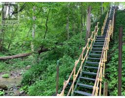 6069 GRANDVIEW ROAD - 29