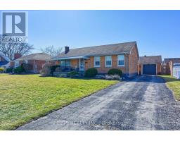 4 LYNDALE AVENUE - 2