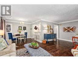 4 LYNDALE AVENUE - 7