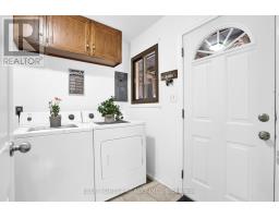 102 SEMENYN AVENUE - 19