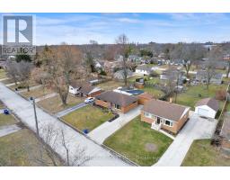 102 SEMENYN AVENUE - 32