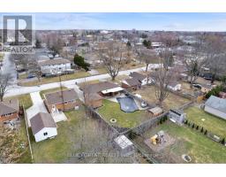 102 SEMENYN AVENUE - 35