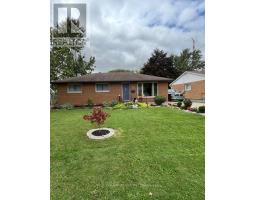 102 SEMENYN AVENUE - 36