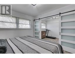 392 BEACHWOOD AVENUE - 20