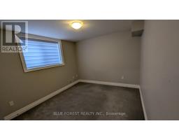 11 - 273 RIDDELL STREET - 8