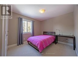 490 PHYLLIS STREET - 17
