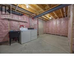 490 PHYLLIS STREET - 20