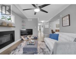 35 - 175 INGERSOLL STREET N - 11
