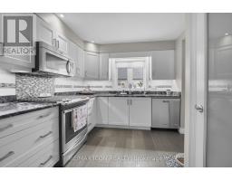 35 - 175 INGERSOLL STREET N - 13