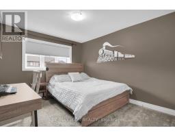 35 - 175 INGERSOLL STREET N - 23