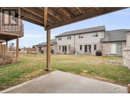 35 - 175 INGERSOLL STREET N - 31