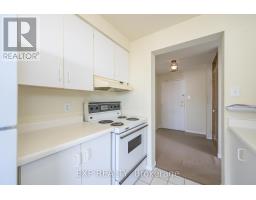 910 - 570 PROUDFOOT LANE - 11