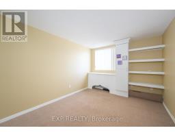 910 - 570 PROUDFOOT LANE - 20
