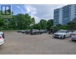 910 - 570 PROUDFOOT LANE - 31