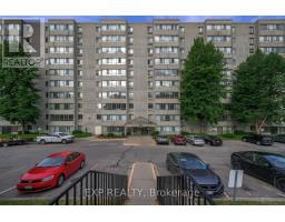 910 - 570 PROUDFOOT LANE - 33