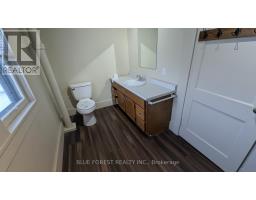 22461 DUNDONALD ROAD - 17