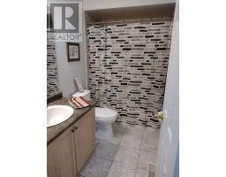 172 OSBORN AVENUE N - 16