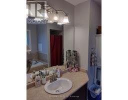 172 OSBORN AVENUE N - 18