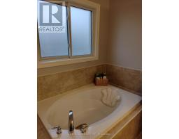 172 OSBORN AVENUE N - 19