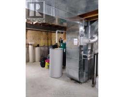 172 OSBORN AVENUE N - 21