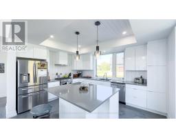71858 SUNRIDGE CRESCENT - 18